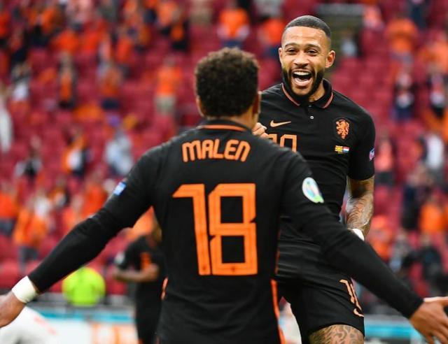 帮助她们找 帮助她们找