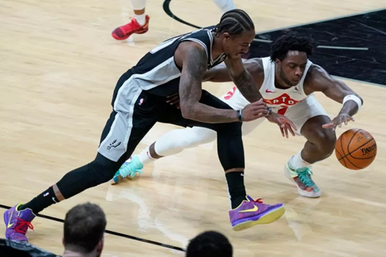 施为球迷带 施为球迷带